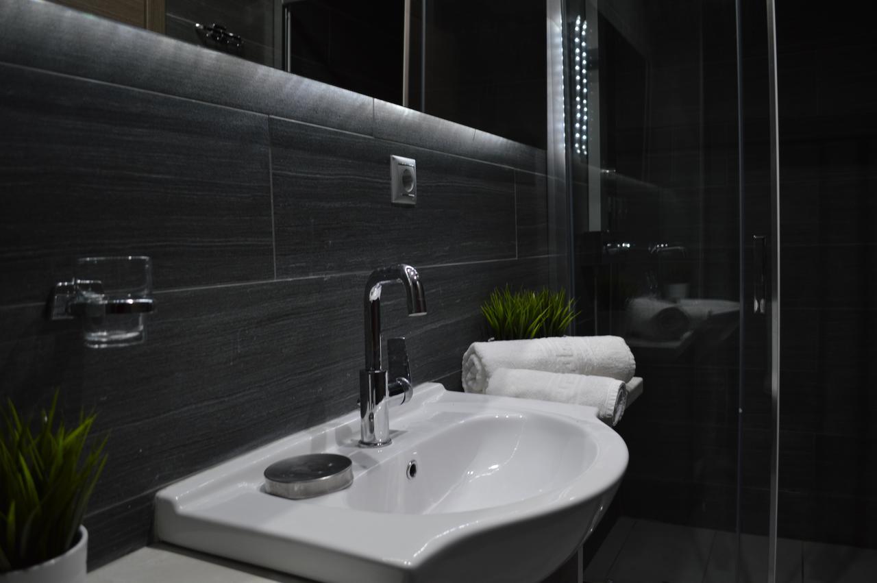 Aqua Luxury Villas Nea Poteidaia Exterior photo